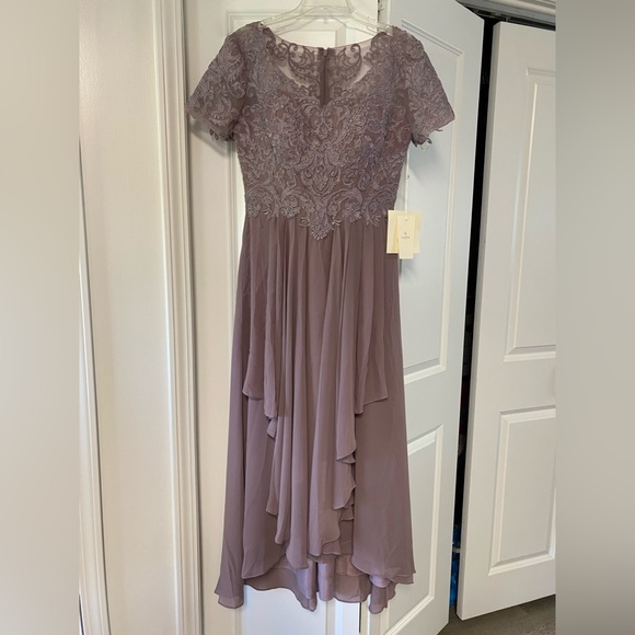 Mother of the bride formal dress - Picture 2 of 3